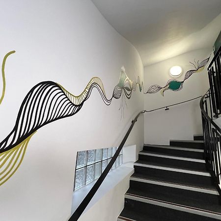 Contact Hotel Foch Besançon Zewnętrze zdjęcie