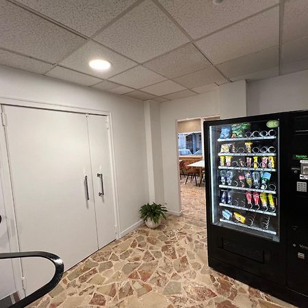 Contact Hotel Foch Besançon Zewnętrze zdjęcie