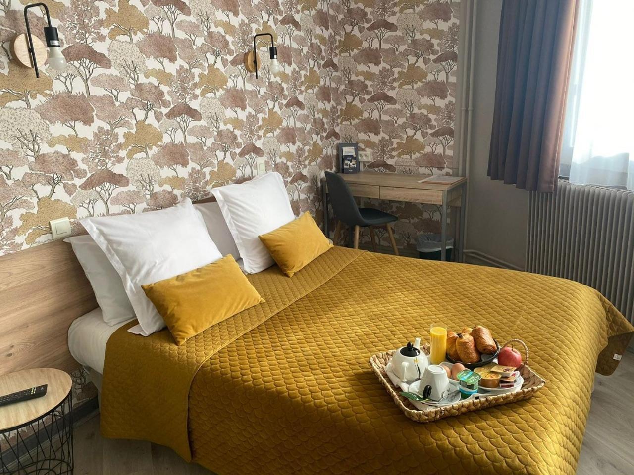 Contact Hotel Foch Besançon Zewnętrze zdjęcie